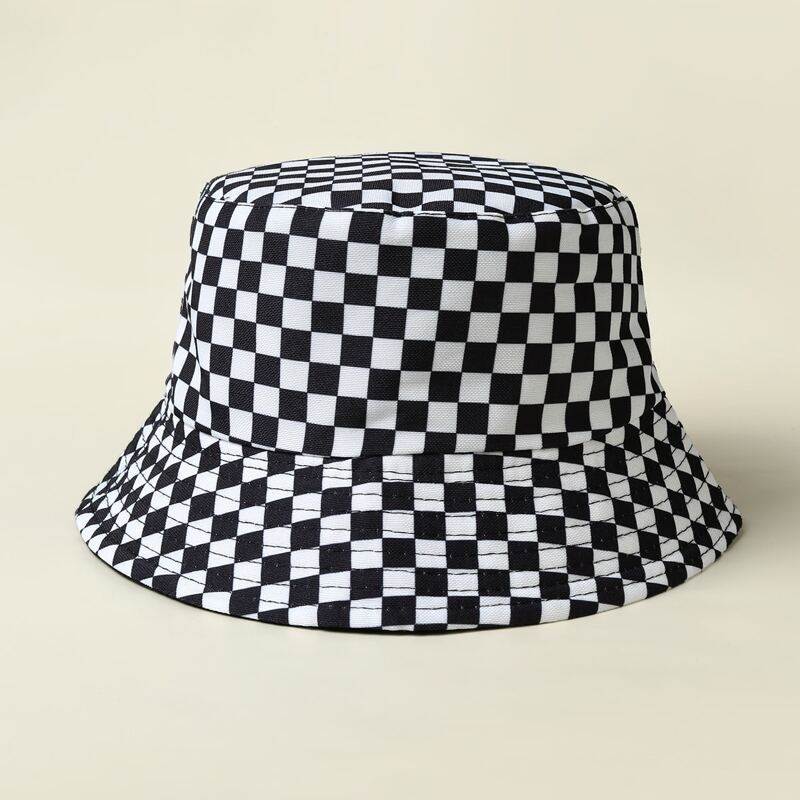 

Guys Plaid Reversible Bucket Hat, Black and white