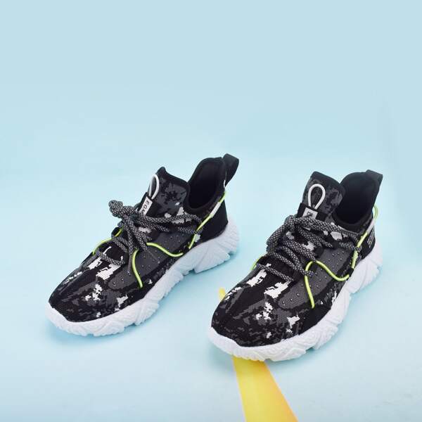 

Men Lace Up Decor Colorblock Knit Sneakers, Black