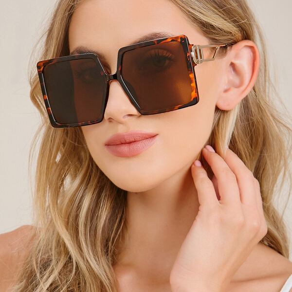 

Split Metal Arms Oversized Square Frame Sunglasses, Brown