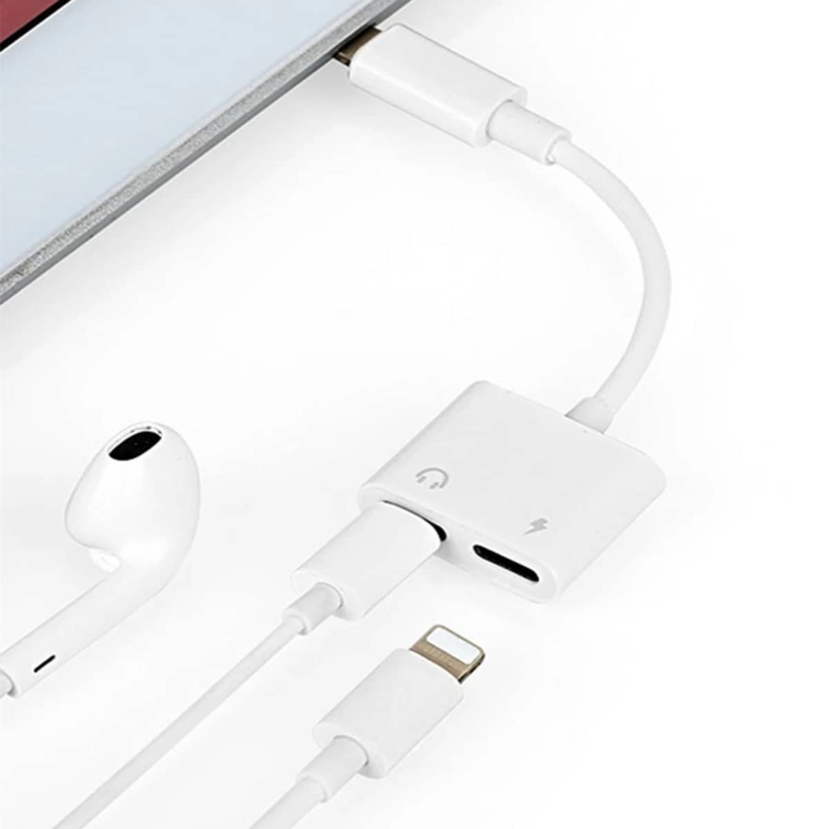 

iPhone 2 In 1 USB Converter, White