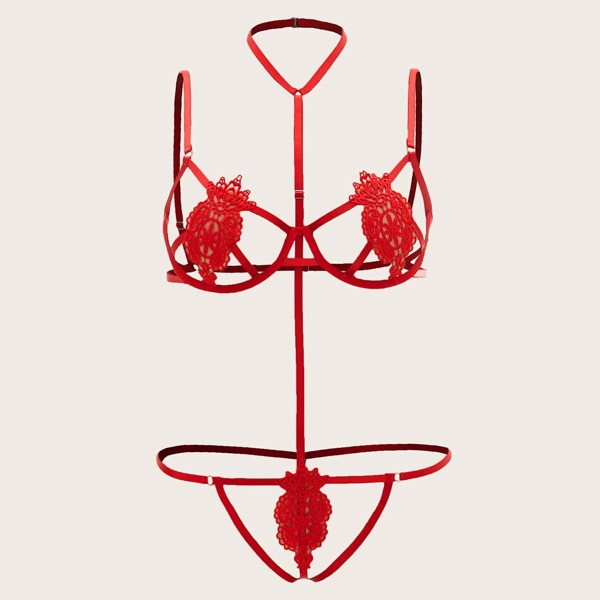

Plus Appliques Cut-out Underwire Choker Lingerie Set, Red