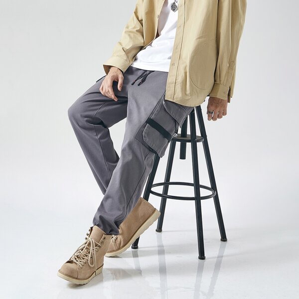 

Men Letter Flap Pockets Drawstring Cargo Pants, Grey