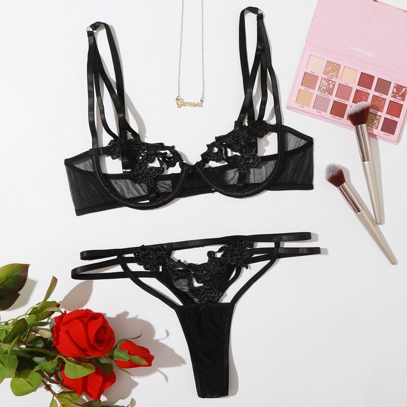 

Floral Applique Cut-out Harness Lingerie Set, Black