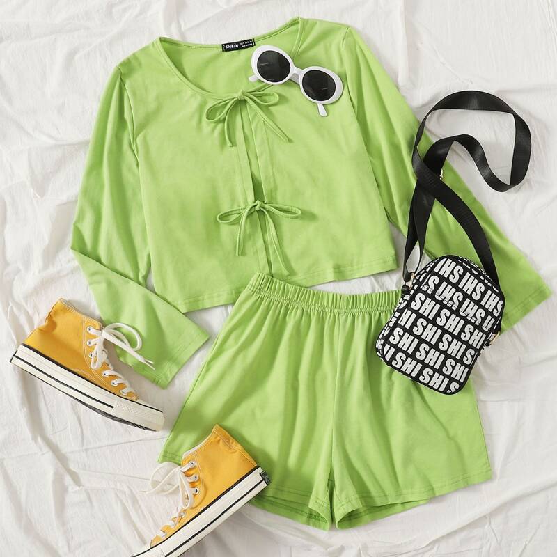 

Knot Front Solid Top & Slant Pocket Shorts Set, Bright lime green