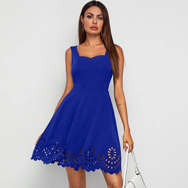 

Sweetheart Neck Scallop Edge Laser Cut Hem Dress, Royal blue
