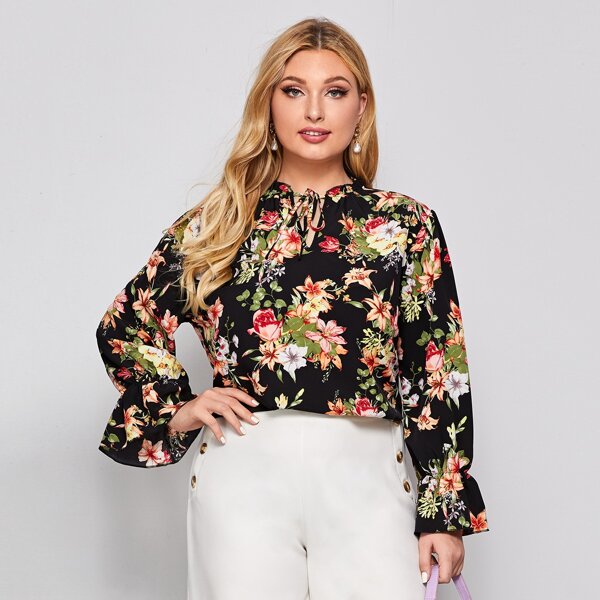 

Plus Floral Print Tie Neck Blouse, Black