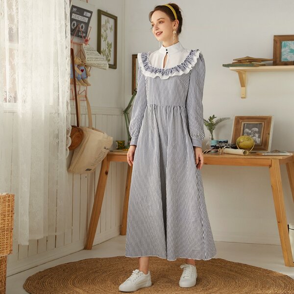 

Stand Neck Frill Trim Stripe Dress, Black and white