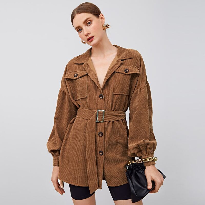 

Collared Flap Pocket Front Buckle Belted Cord Coat, Brown