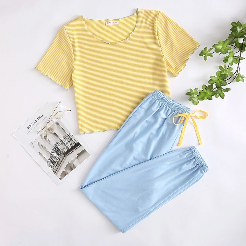 

Lettuce Trim Stripe Tee & Pants PJ Set, Multicolor