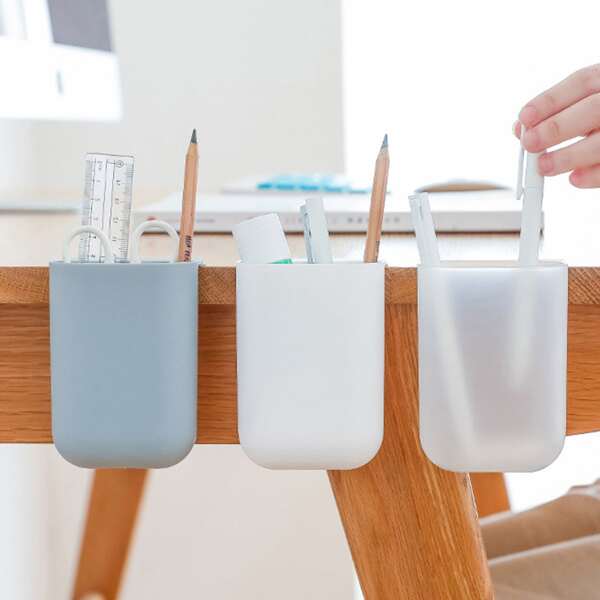 

1pc Hanging Random Pen Holder, Multicolor