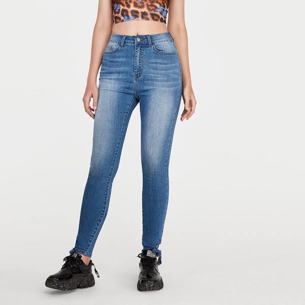 

Knotted Hem Skinny Jeans, Medium wash