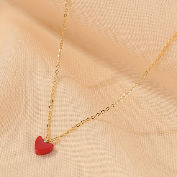 

Heart Pendant Necklace, Red