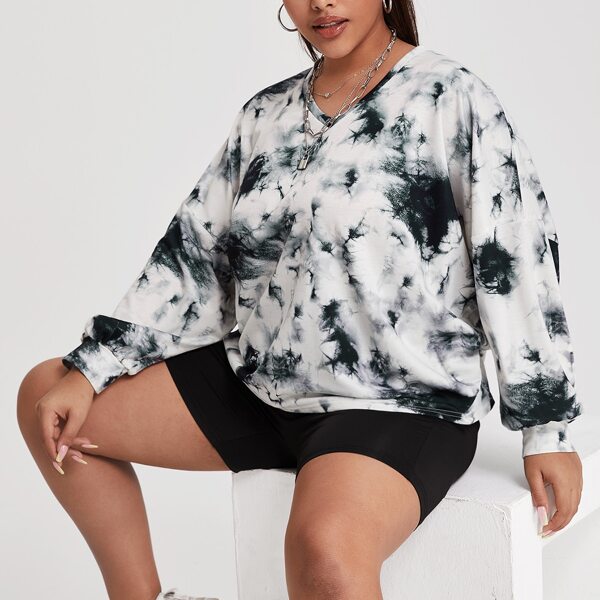 

Plus Drop Shoulder Tie Dye Tee, Black and white
