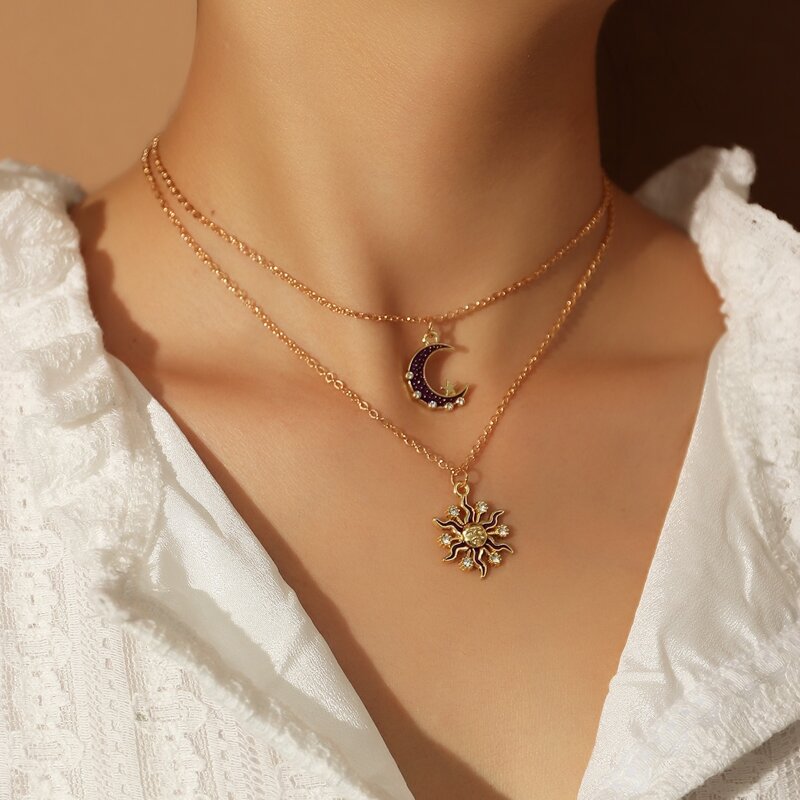 

2pcs Sun Moon Charm Necklace, Multicolor