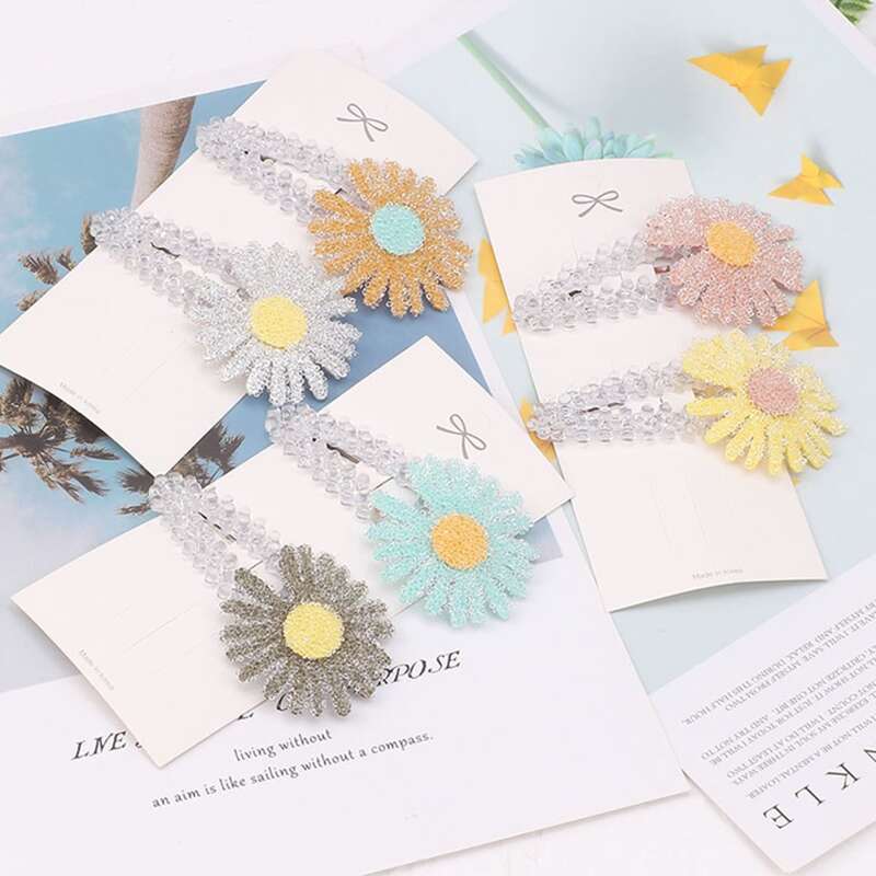 

Random Crystal & Daisy Decor Hair Clip 1pc, Multicolor