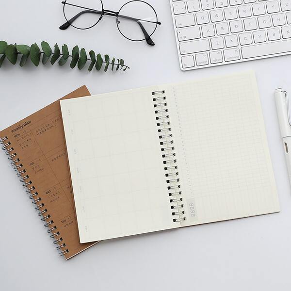 

1pack Kraft Paper Cover Random Notebook, Multicolor