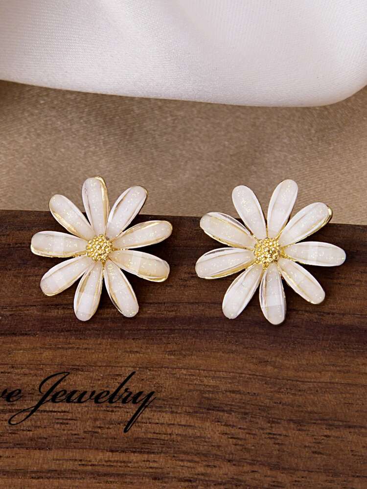 Flower Shaped Stud Earrings Valentines