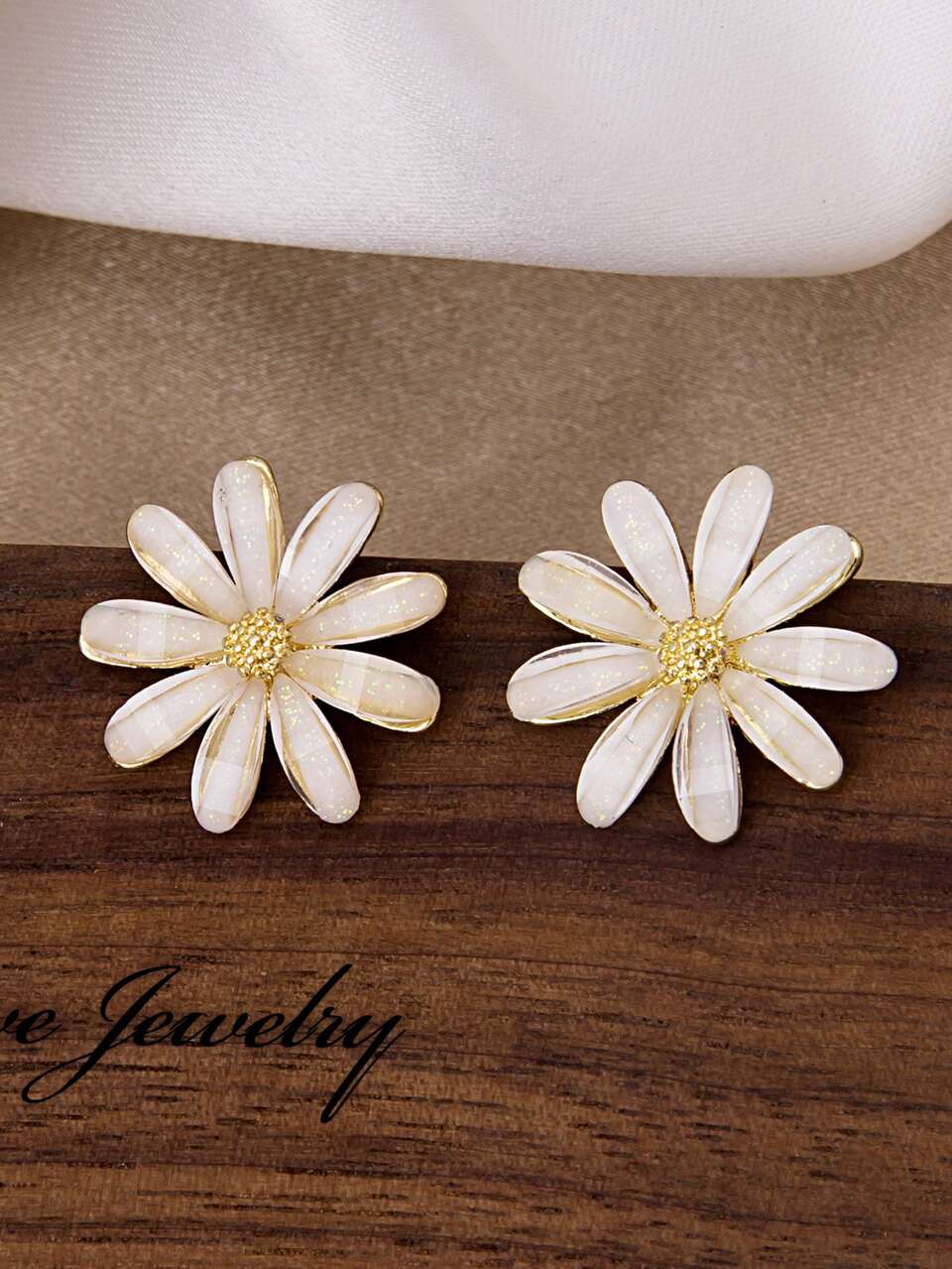 Flower Shaped Stud Earrings Valentines