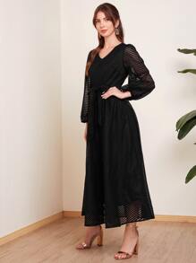 Mulvari Vestido con malla fina de manga farol de cuello V con cinturón - Negro - Ver 3