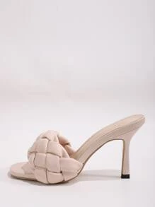 حذاء كعب عالي مضفور