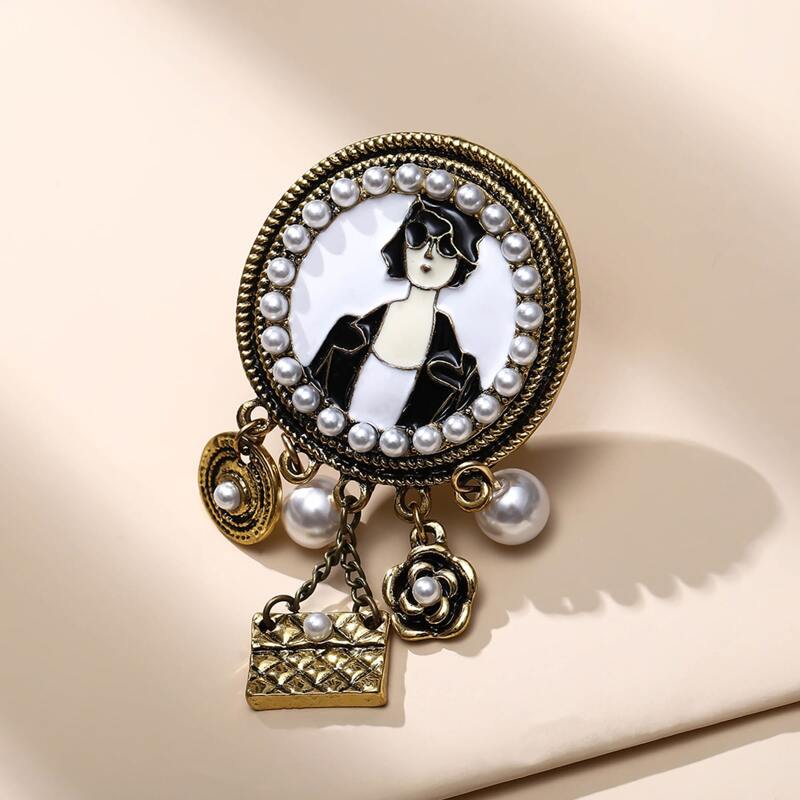 

Faux Pearl Decor Figure Design Brooch, Multicolor