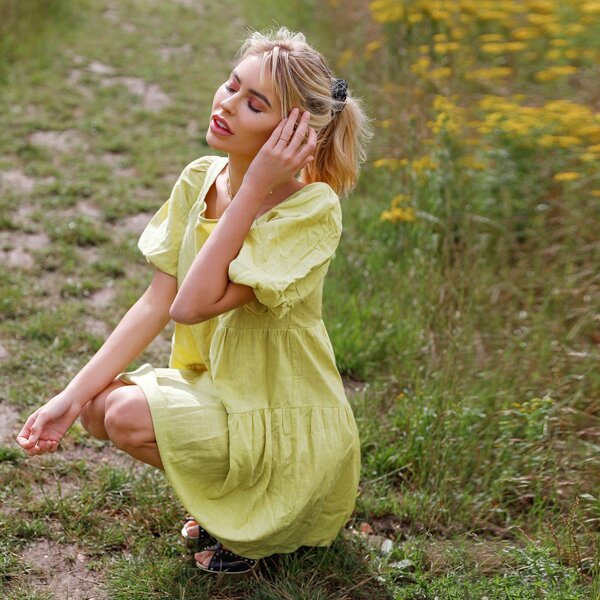 

Square Neck Puff Sleeve Smock Dress, Lime green