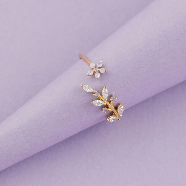 

Wrap Crystal Leaf Cuff Ring, Gold