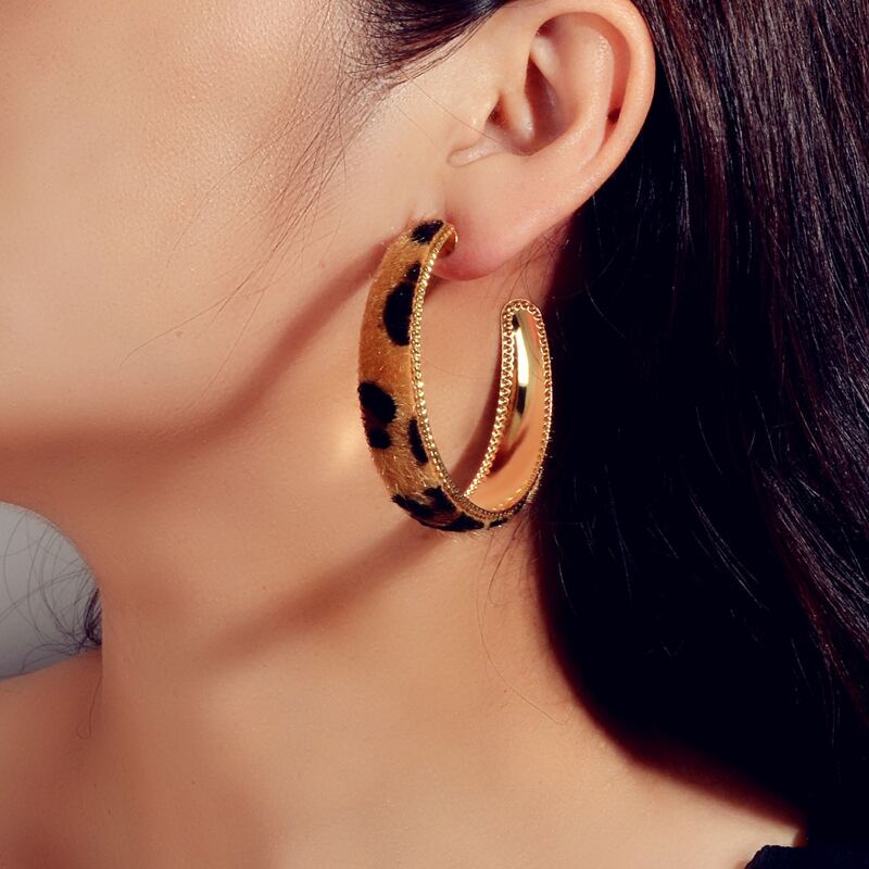 

Leopard Pattern Cuff Hoop Earrings, Multicolor