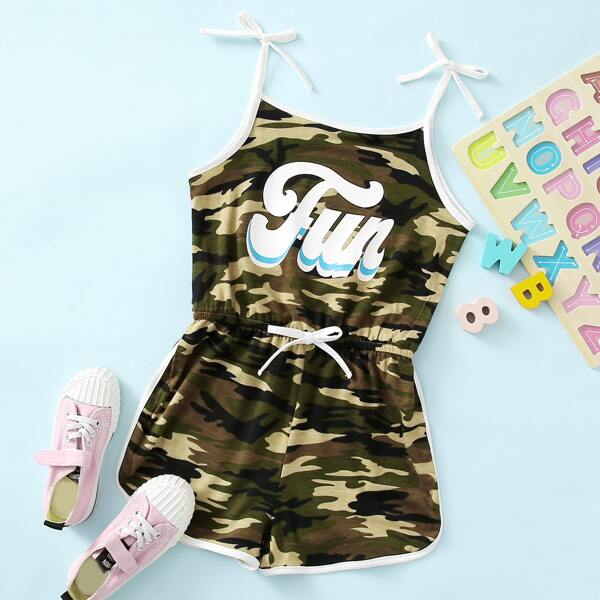 

Girls Tie Shoulder Letter Graphic Camo Cami Romper, Multicolor