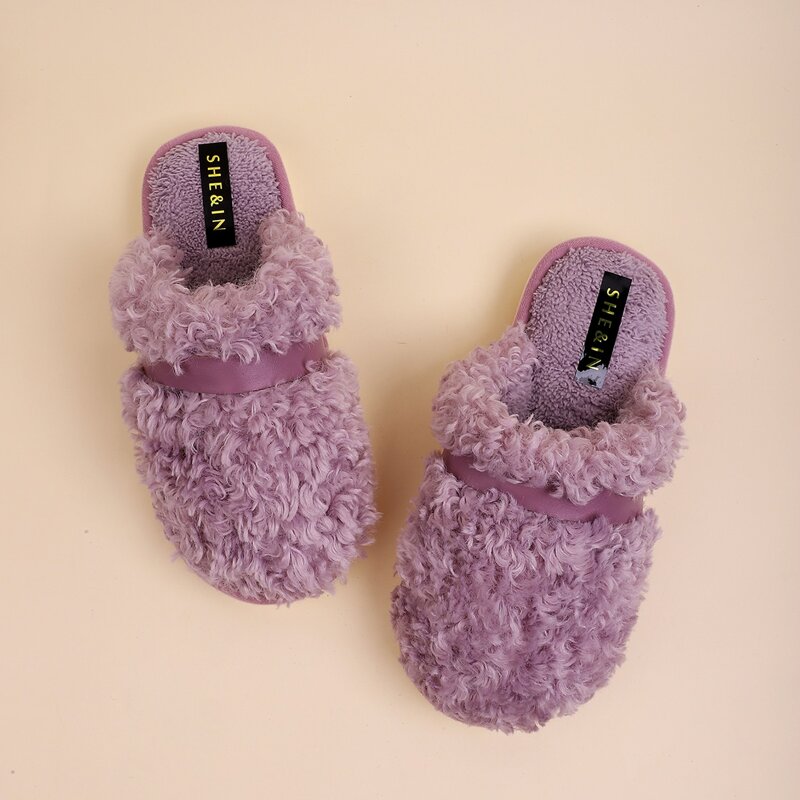 

Minimalist Fluffy Slippers, Purple