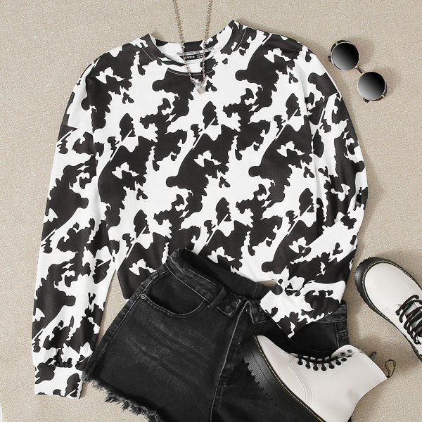 

Allover Print Pullover, Black and white
