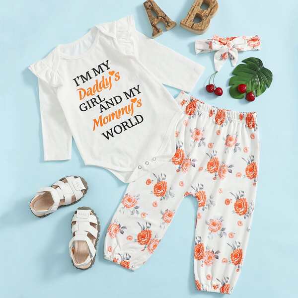 

Baby Girl Slogan Graphic Ruffle Bodysuit & Floral Pants, White