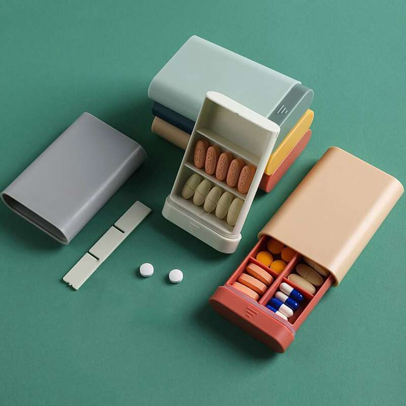 

1pc Random Pill Storage Box, Multicolor