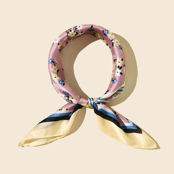 

Floral Pattern Bandana, Multicolor
