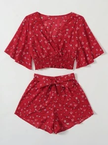 SHEIN Clasi Plus Size Boho Floral Surplice Shirred Top With Tie Front Shorts, For Summer - Red - View 3
