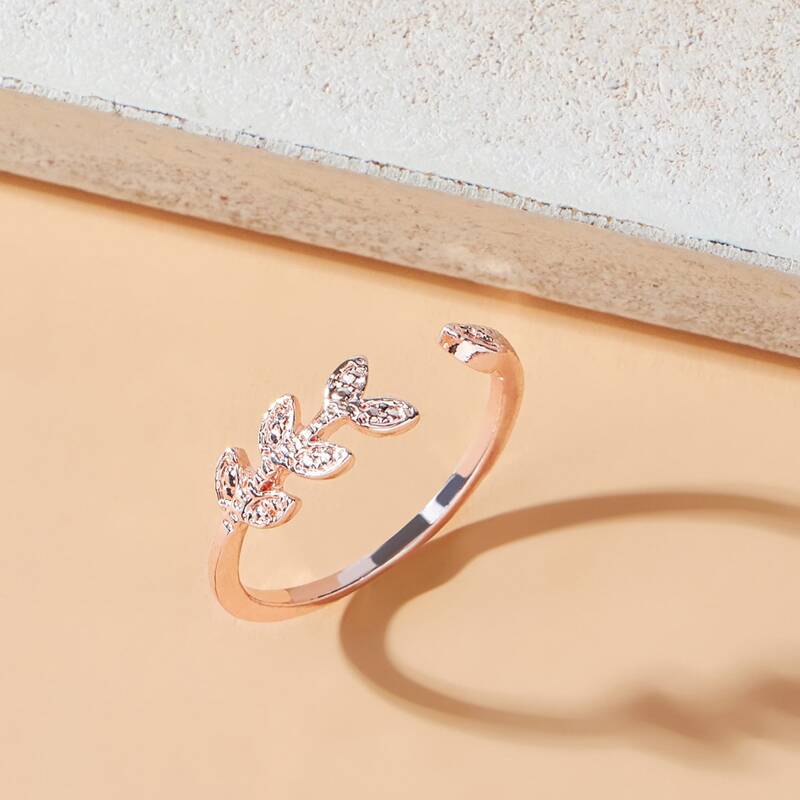 

Leaf Cuff Ring, Gold