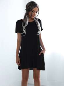 SHEIN LUNE 素色傾斜口袋T恤洋裝 - 黑色 - 查看 1