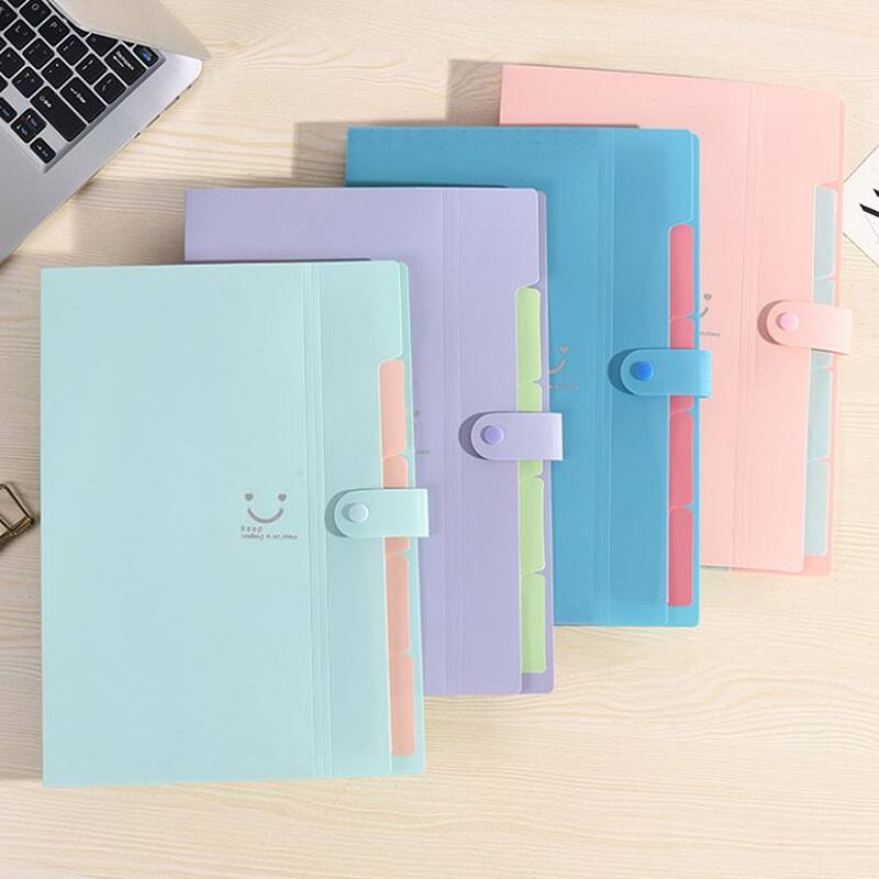 

1pc Cartoon Print Random Folder, Multicolor