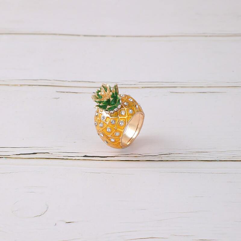 

Rhinestone Pineapple Ring, Yellow