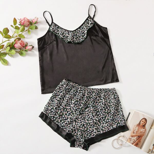 

Plus Ditsy Floral Frill Trim Cami PJ Set, Black