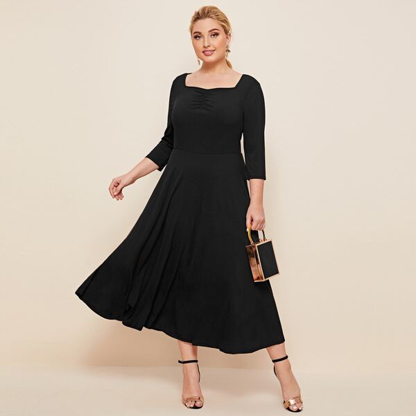 

Plus Ruched Front Solid Dress, Black