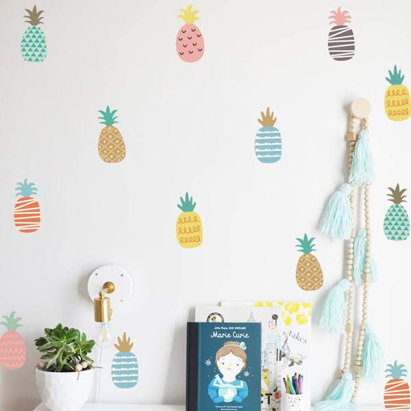 

Kids Pineapple Print Wall Sticker, Multicolor