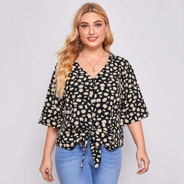 

Plus Daisy Print Tie Hem Blouse, Multicolor