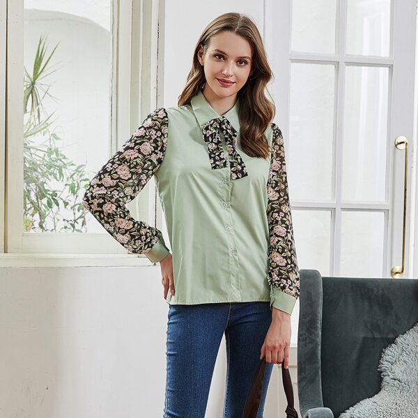 

Contrast Floral Knot Button Through Blouse, Mint green