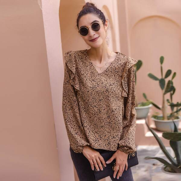 

All Over Print Ruffle Trim Bishop Sleeve Blouse, Mocha brown