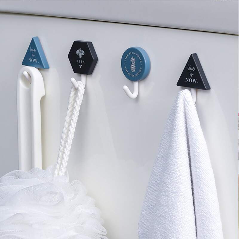 

3pcs Letter Graphic Wall Hook, Multicolor