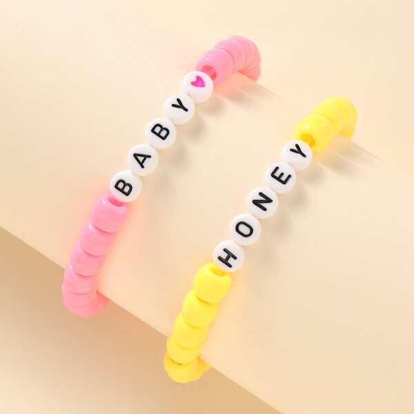 

2pcs Girls Letter Beaded Bracelet, Multicolor