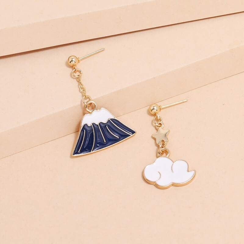 

Cloud Mismatched Drop Earrings, Multicolor