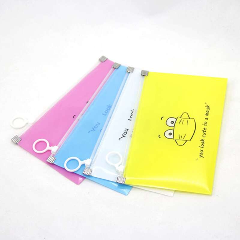

1pc Cartoon Graphic Random Face Cover Storage Bag, Multicolor
