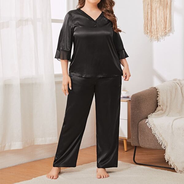 

Plus V-neck Flounce Sleeve Satin PJ Set, Black